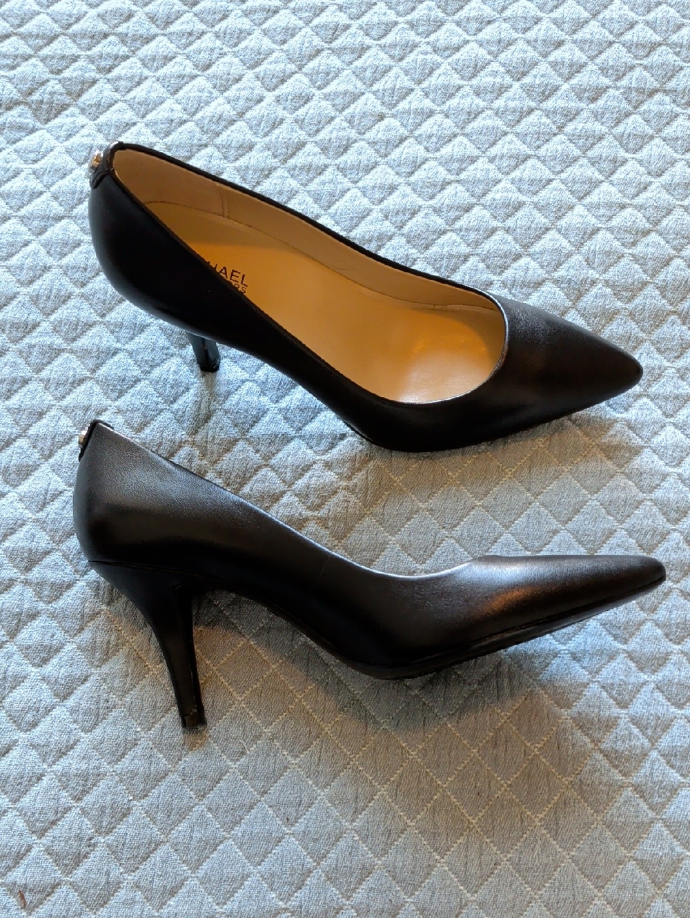 Michael Kors Black Pointed Leather Pumps 3.5" Heel Size 6.5